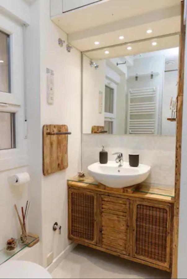 Beautiful & Cozy Apartment In The Heart Of Madrid Kültér fotó