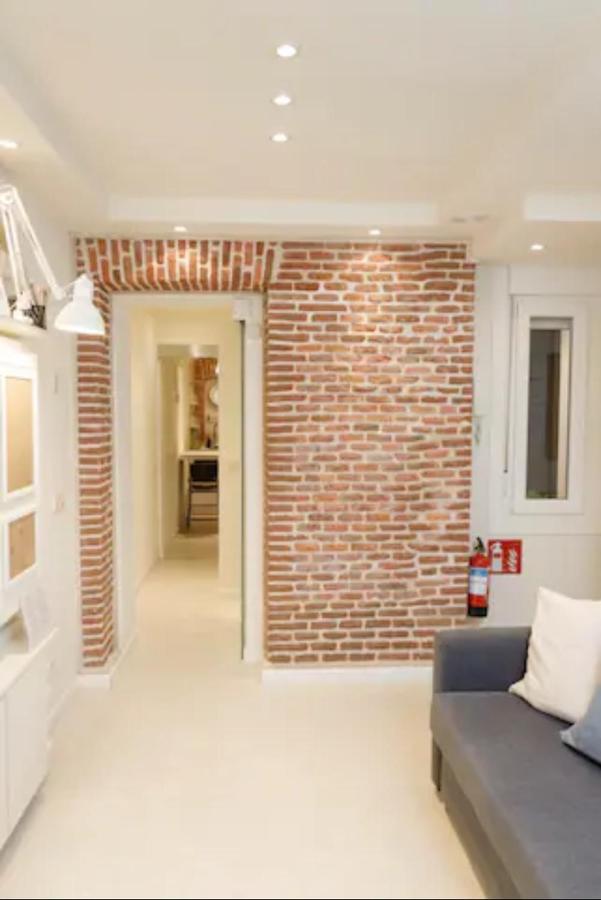 Beautiful & Cozy Apartment In The Heart Of Madrid Kültér fotó
