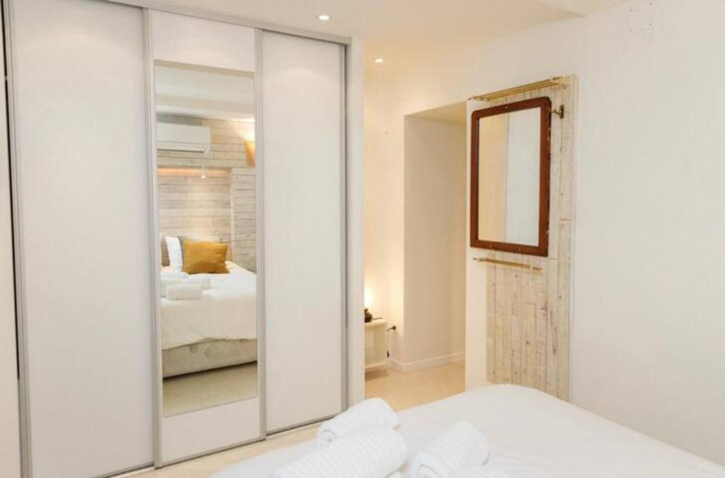 Beautiful & Cozy Apartment In The Heart Of Madrid Kültér fotó